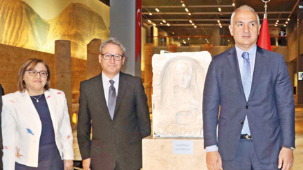 2200 yıllık aşk yuvaya döndü