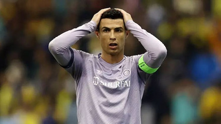 Ronaldonun takımı Al Nassra FIFAdan transfer yasağı cezası