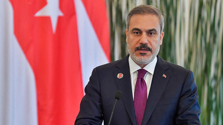 Bakan Fidan Jakartadan duyurdu: Dünyayı FETÖye dar etmeye devam edeceğiz