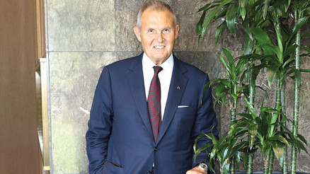 Süleyman Çetinsaya yarım kalan projelere dikkat çekti: 100 bin atıl konut çözüm bekliyor Süleyman Çetinsaya yarım kalan projelere dikkat çekti: 100 bin atıl konut çözüm bekliyor