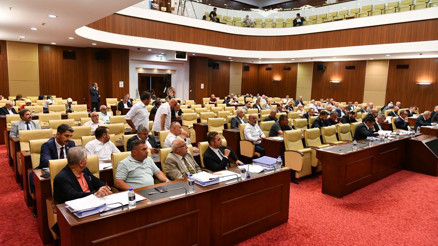 Krediye ret geldi Meclis gerildi Krediye ret geldi Meclis gerildi