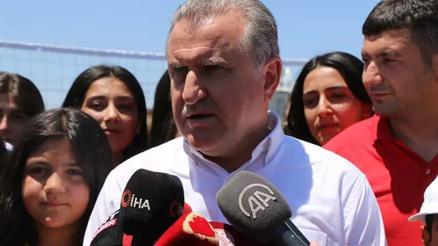 Gençlik ve Spor Bakanı Osman Aşkın Bak, Adıyamanda açıklamalarda bulundu