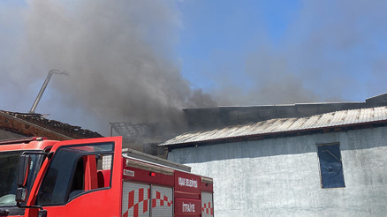 Uşak’ta fabrikada yangın paniği