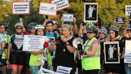 Farkındalığa pedal çevirdiler