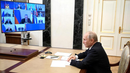 Putinden Polonyaya sert sözler: Varşovadaki dostlarımıza hatırlatacağız