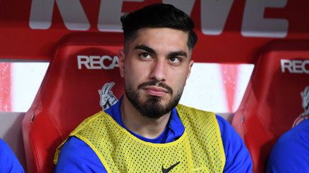 Fenerbahçeden transferde sürpriz hamle 8+3 kuralı için...