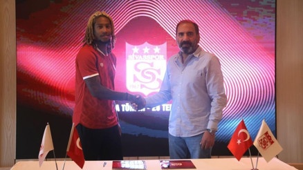 Sivasspor, Gerson Rodrigues’i renklerine bağladı