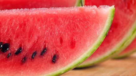 Karpuz çekirdeği gerçekten faydalı mı Birçok yararının olduğuna inanılıyor ama iddiaların ne kadarı doğru Karpuz çekirdeği gerçekten faydalı mı Birçok yararının olduğuna inanılıyor ama iddiaların ne kadarı doğru