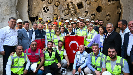 Bakan Uraloğlu açıkladı 60 dakikalık yol 10 dakikaya düşecek