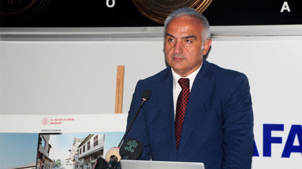 Bakan Ersoy, tarihi yapılardaki destekleri açıkladı