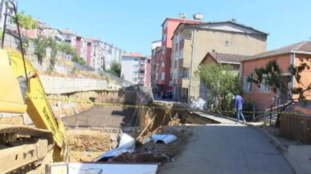 Sarıyerde yol çöktü İşte son durum