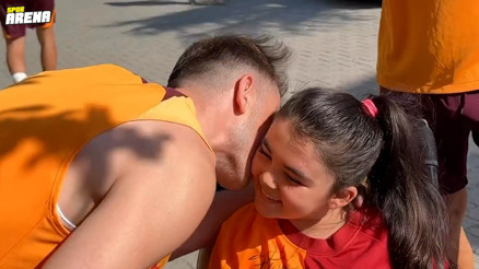 6 Şubat depreminin 90. saat mucizesi Hilal Bilge, Galatasaraylı futbolcularla buluştu Derya Baltadan duygusal paylaşım... 6 Şubat depreminin 90. saat mucizesi Hilal Bilge, Galatasaraylı futbolcularla buluştu Derya Baltadan duygusal paylaşım...