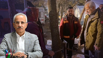 Asrın felaketinin izleri ortadan kaldırılıyor... Bakan Uraloğlu: Deprem bölgesine lojistik destek sağlandı Asrın felaketinin izleri ortadan kaldırılıyor... Bakan Uraloğlu: Deprem bölgesine lojistik destek sağlandı