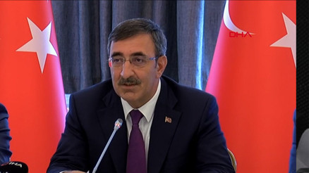 Cumhurbaşkanı Yardımcısı Yılmaz: Hedefimiz istikrarla büyüme