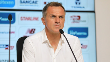 Stjepan Tomas havadan şikayetçi Çok nemli ve sıcaktı...