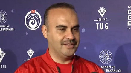 Bakan Kacır ay programını açıkladı: İki aşamalı hedefimiz var Bakan Kacır ay programını açıkladı: İki aşamalı hedefimiz var