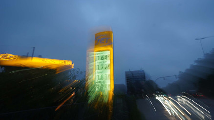 Akaryakıta zam yolda