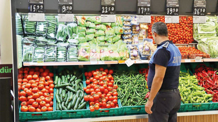Sebzenin ateşi böyle çıkıyor: Antalya’dan ateşi düşürecek 8 öneri Sebzenin ateşi böyle çıkıyor: Antalya’dan ateşi düşürecek 8 öneri