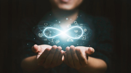 Sanal dünyaların sonsuzluğunda yüzmek...