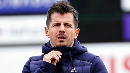 Emre Belözoğlundan transfer açıklaması Deniz Türüç...