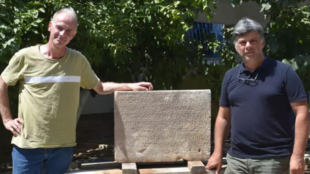 Metropolis Antik Kentindeki kazılarda 2 bin yıllık yazıt bulundu