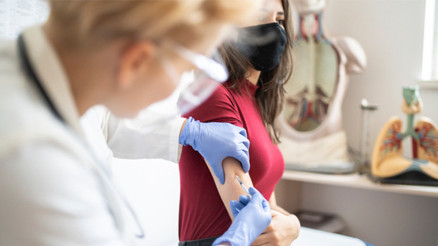 Korona aşısı sonrası mahkemeye başvurmuştu... Yan etki davasında karar çıktı