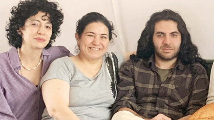 Depremzede akademisyenin annesine vize reddi