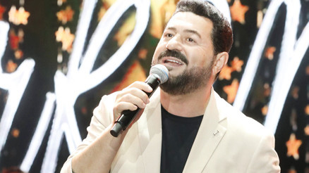 Serkan Kaya rüzgarı Kuruçeçeşme Açıkhava sahnesini sardı Serkan Kaya rüzgarı Kuruçeçeşme Açıkhava sahnesini sardı