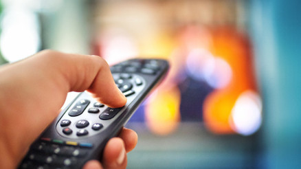 Bu akşam televizyonda hangi filmler var TV yayın akışı 28 Ağustos 2023 Pazartesi Kanal D, Show TV, ATV, Star TV, TRT1, Fox TV ve TV8 yayın akışı