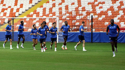 KRC Genk hangi ülkenin takımı Genk kadrosunda kimler var, hangi ligde oynuyor KRC Genk hangi ülkenin takımı Genk kadrosunda kimler var, hangi ligde oynuyor