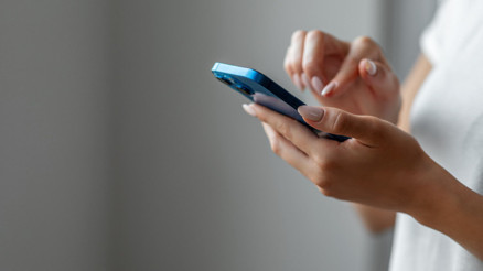 VERGİSİZ TELEFON SATIŞI NE ZAMAN | Öğrencilere KDV ve ÖTVsiz vergisiz telefon şartları nedir, hangi modeller için geçerli Cumhurbaşkanı Erdoğan Kabine sonrası açıkladı