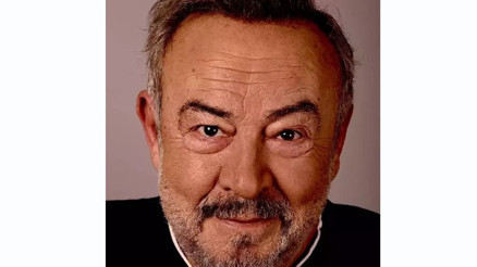 Mehmet Ulay kimdir, kaç yaşındaydı, hastalığı neydi İşte usta oyuncu Mehmet Ulayın hayatı hakkında bilgiler... Mehmet Ulay kimdir, kaç yaşındaydı, hastalığı neydi İşte usta oyuncu Mehmet Ulayın hayatı hakkında bilgiler...