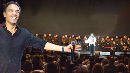 Boğazda anlamlı gece... Uğur Aslan ve Antakya Medeniyetler Korosu aynı sahnede Boğazda anlamlı gece... Uğur Aslan ve Antakya Medeniyetler Korosu aynı sahnede