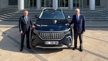 Türkiye’nin ilk yerli otomobili TOGG, ADASOya teslim edildi