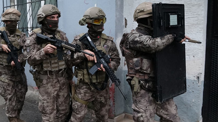 İstanbulda DHKP-C operasyonu: 10 gözaltı