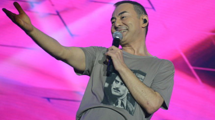 Serdar Ortaç 10 konserde 35 bin müzikseverle buluştu Serdar Ortaç 10 konserde 35 bin müzikseverle buluştu