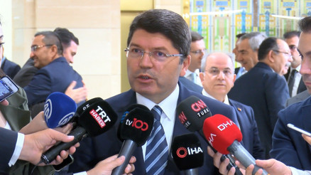 Adalet Bakanı Yılmaz Tunç: Mehmetçiğe dil uzatmak kimsenin haddine değil Adalet Bakanı Yılmaz Tunç: Mehmetçiğe dil uzatmak kimsenin haddine değil