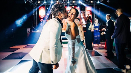 Muhteşem bir törenle evlenmişlerdi... Biz 1 yıldır evliyiz