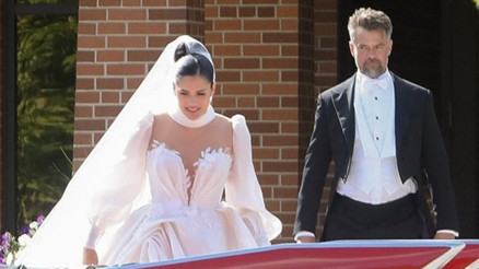 Bebek haberi duyulunca akıllara o anlar geldi: Ünlü oyuncu düğün günü gözünü acil serviste açmıştı Bebek haberi duyulunca akıllara o anlar geldi: Ünlü oyuncu düğün günü gözünü acil serviste açmıştı