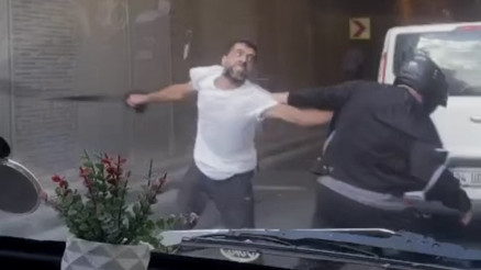 Avcılarda trafikte dehşete düşüren kavga