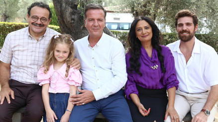 Üç Kız Kardeş setinden eğlenceli görüntüler