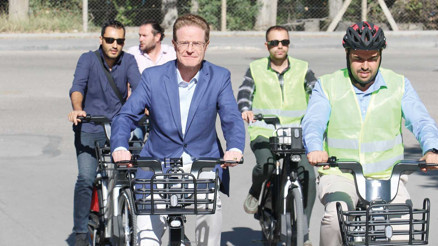 Bisikletli büyükelçi