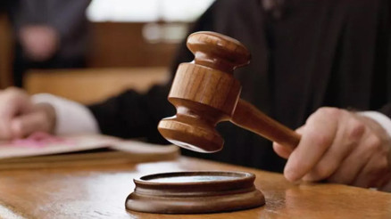 İBB yöneticisinin örgüte yardım davasında karar