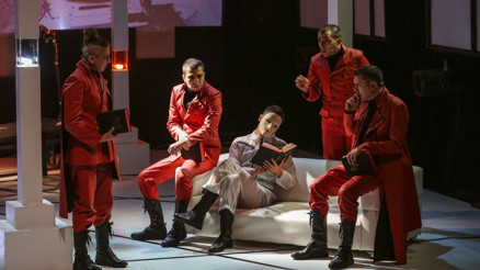 Tiyatro eleştirmenleri en iyileri seçti, yılın oyunu 1984