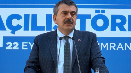 Milli Eğitim Bakanı Yusuf Tekinden belediyelere su tepkisi