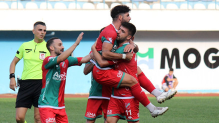 Karşıyaka’dan 24 yıl sonra bir ilk TFF 3. Lig 2. Grupta zirvede...