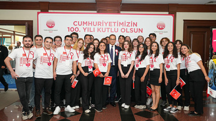 56 yılda 300 bin burs