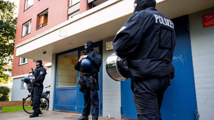 İnsan tacirlerine şafak operasyonu