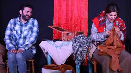 Londra’da ekimde ‘Güneş Doğudan Batacak’