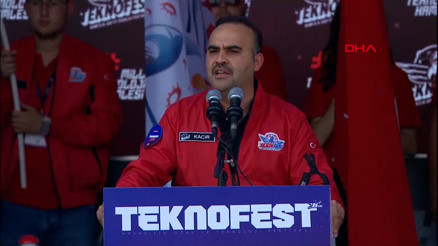 İzmirde TEKNOFEST heyecanı... Sanayi ve Teknoloji Bakanı Mehmet Fatih Kacır, açıklamalarda bulundu